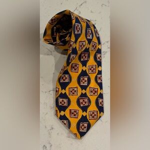 VTG Robert Talbott Best Of Class 100% Silk‎ Tie Hand Sewn Geometric Made In USA